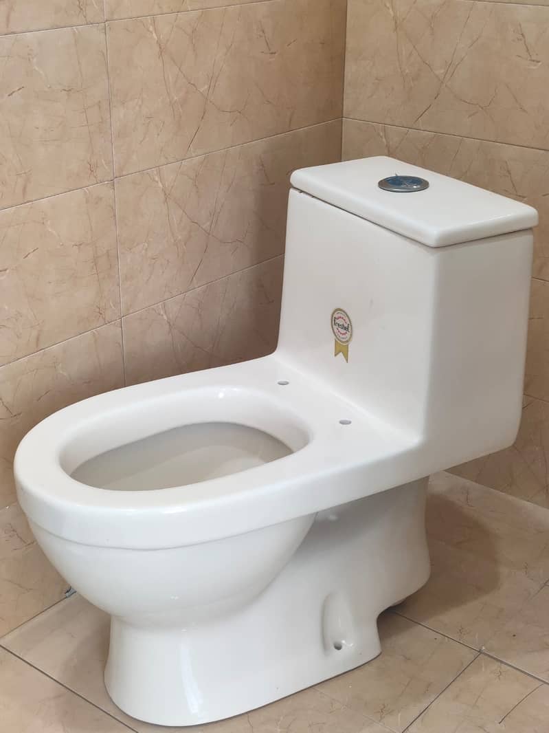 Toilet Commode ( brand new ) 6