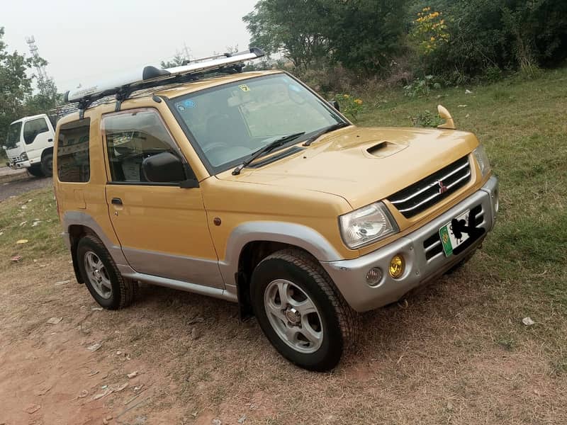 Mitsubishi Pajero Mini 1999 0