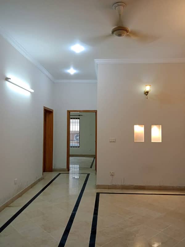 Upper Portion For Rent G10 Islamabad 4