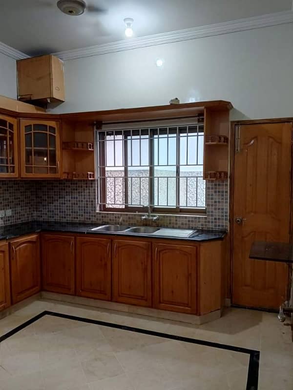 Upper Portion For Rent G10 Islamabad 7