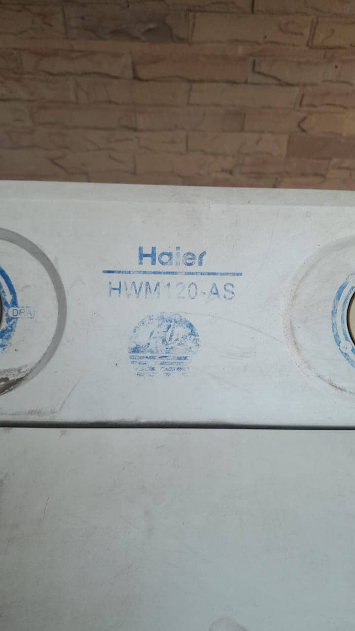 Haier12 kg washing machine with dryer 0