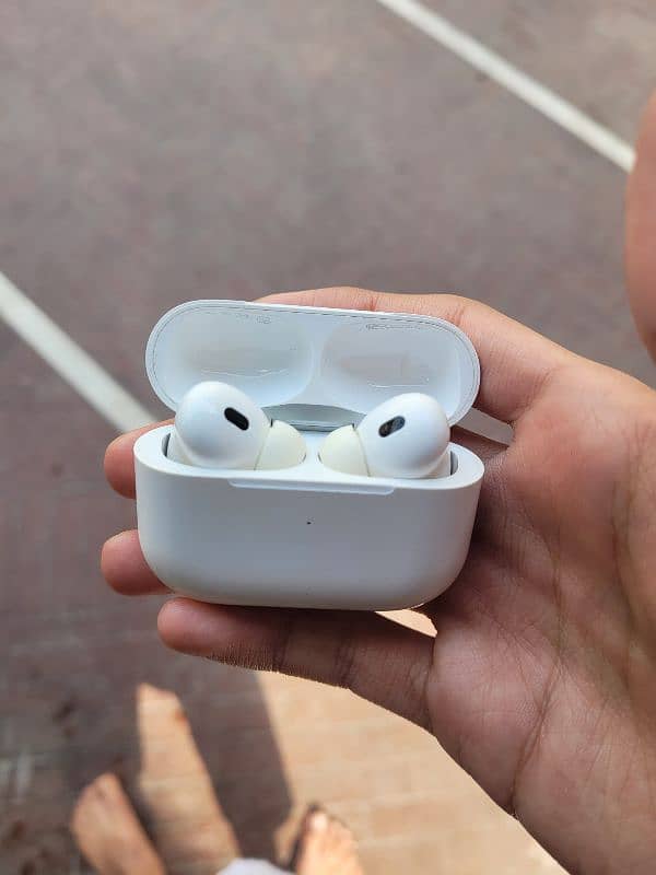 Apple AirPods Pro 2