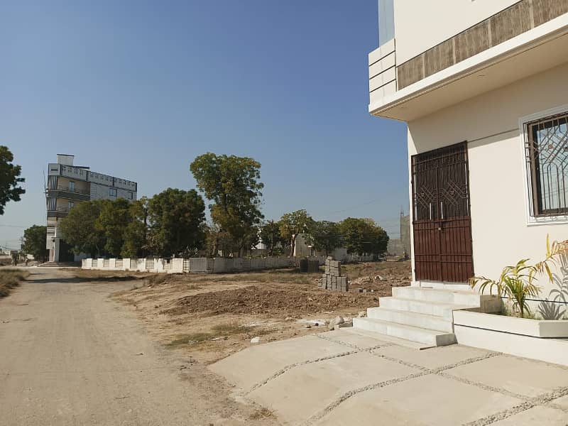 Residential Plot In Saadi Garden Block 4 For Sale 5