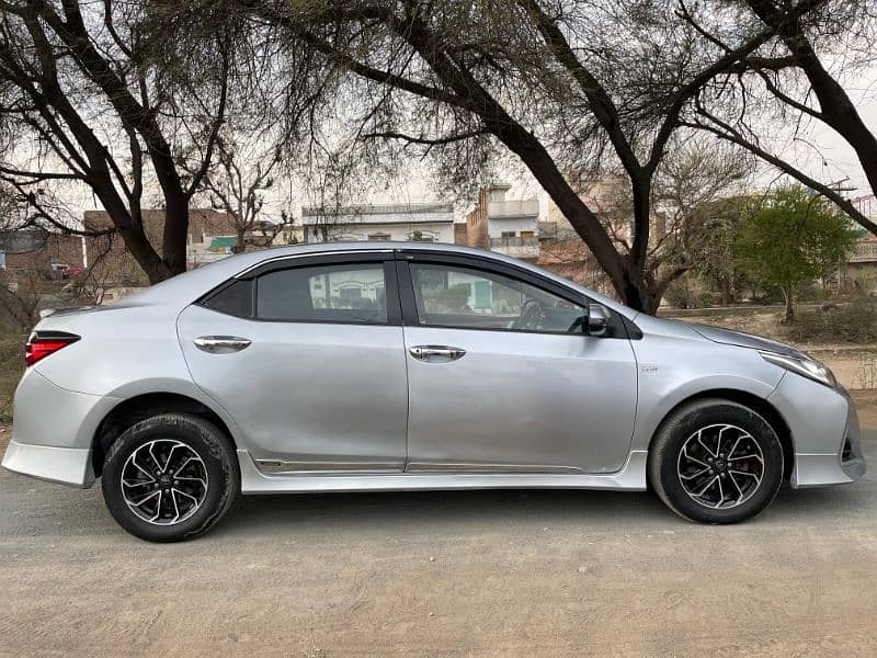 Toyota Corolla GLI 2015 3