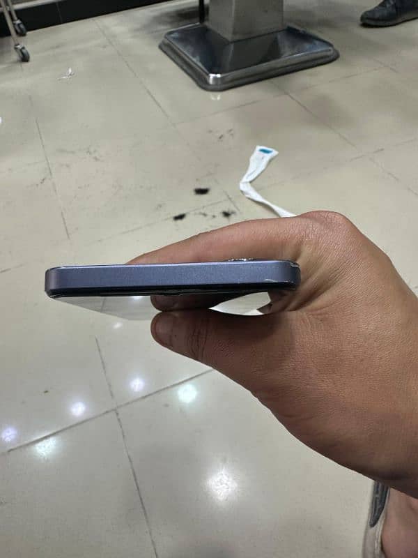 realme note 60 full box 4