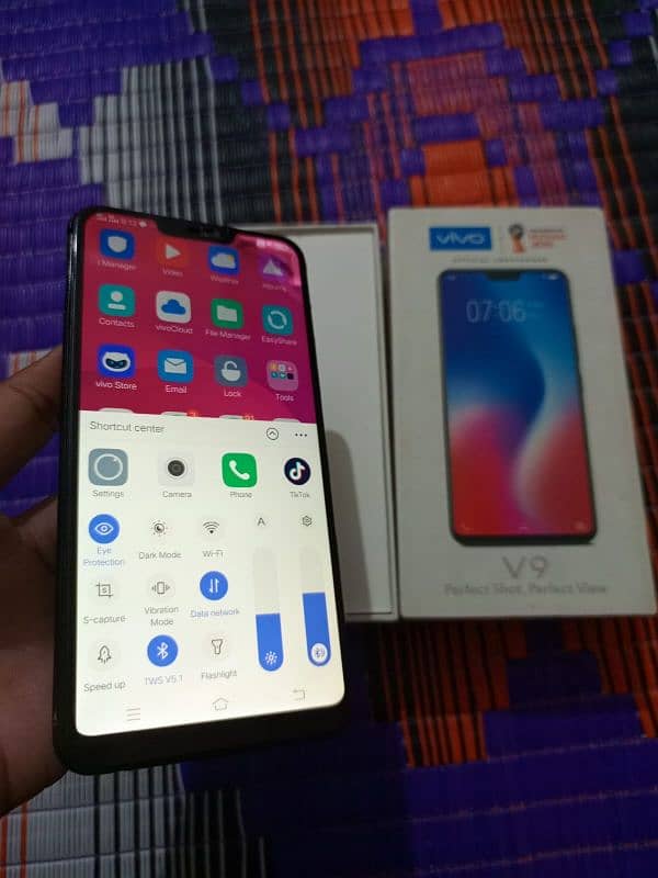 vivo v9 with box exchng possible read add 6