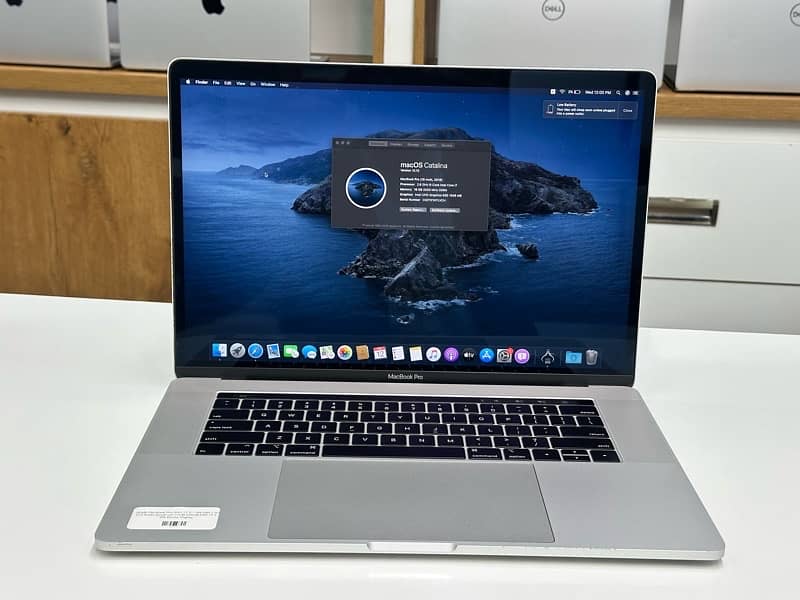 MACBOOK PRO 2019 CORE-i7 (6-core)  16 GB RAM - 256 GB SSD ( 4 GB GPU ) 4