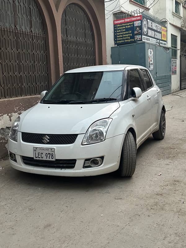 Suzuki Swift 2011 Dlx 1.3 contact no 03351722225 0