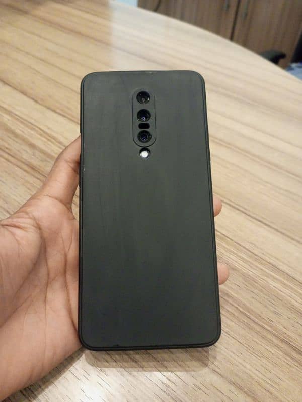 One plus 7pro non PTA with charger 6