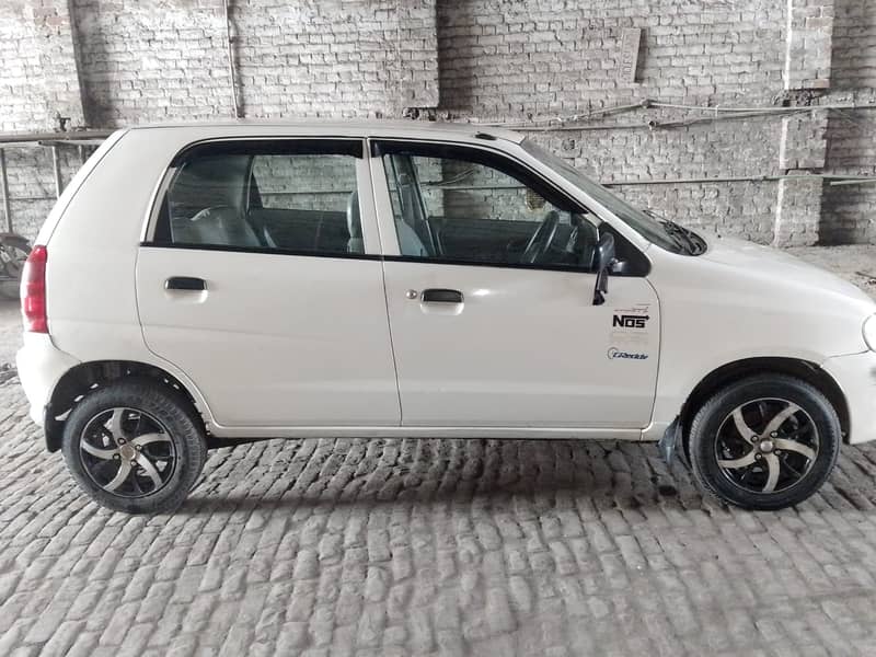 Suzuki Alto 2010 10