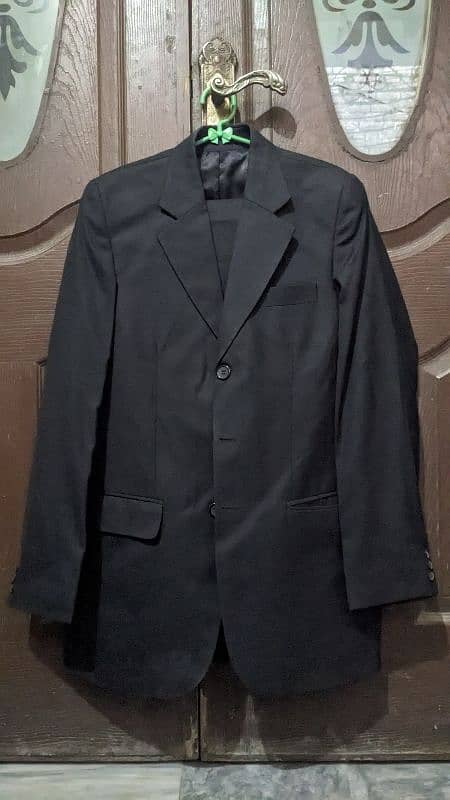 Men pent coat for sale in new condition 2