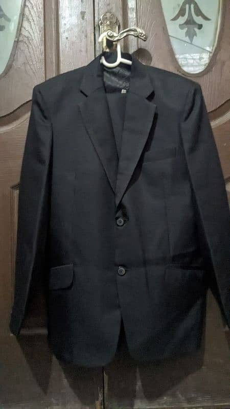 Men pent coat for sale in new condition 4