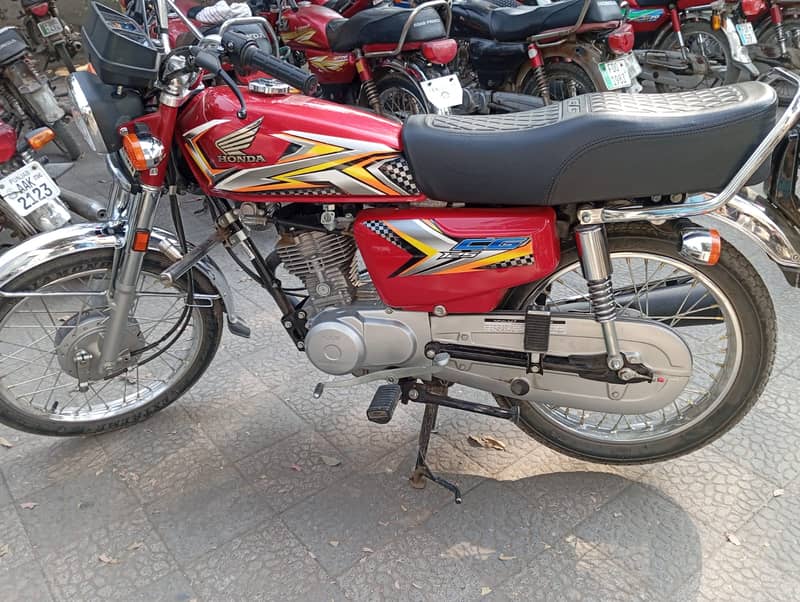 Honda CG 125 2025 0