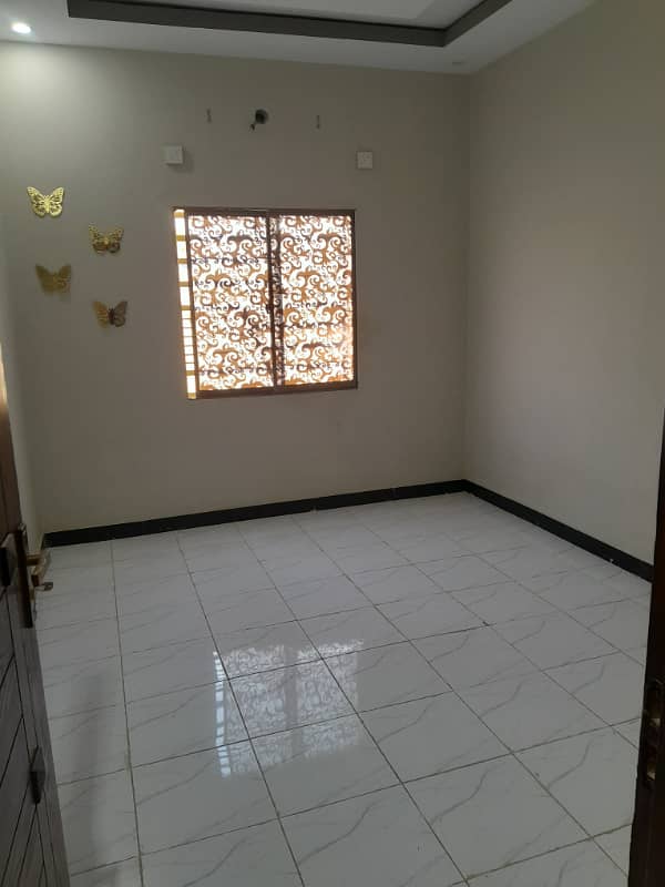 2 bed drawing dining portion for rent nazimabad 3 4