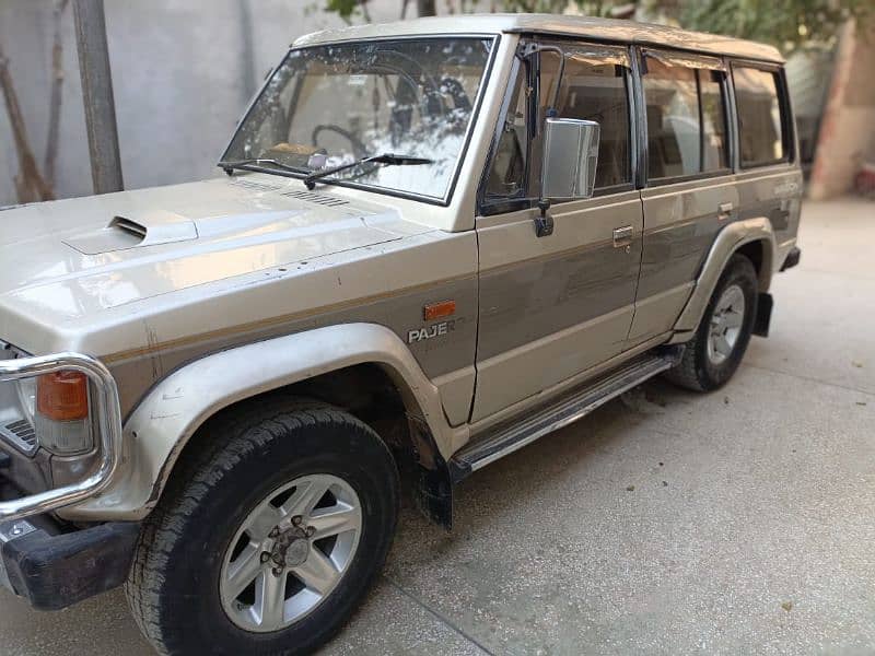 Mitsubishi Pajero Exceed1986 regd 2023. 6