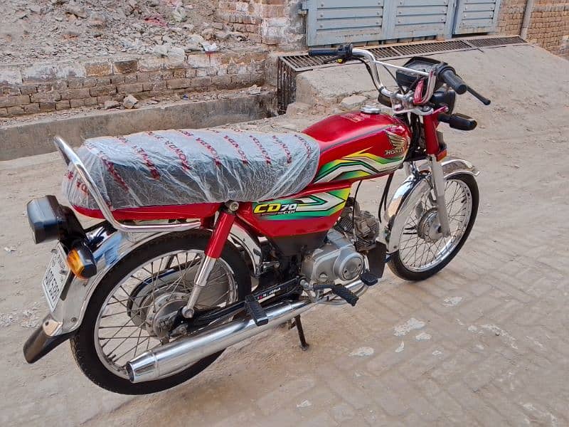 Honda CD 70 motorcycle for sale model 2023 03057210160//03708340134 2