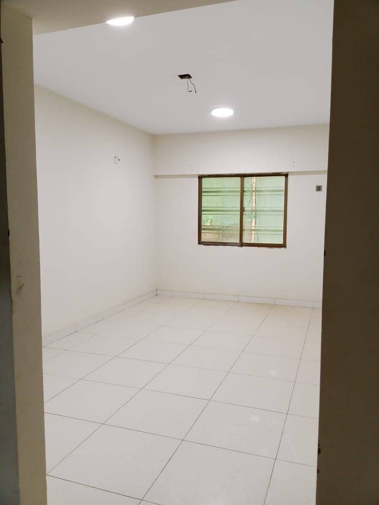 1650 Sq Feet 3 Bed DD 2nd Floor Corner Flat For Sale In Sumera Sky Tower 8