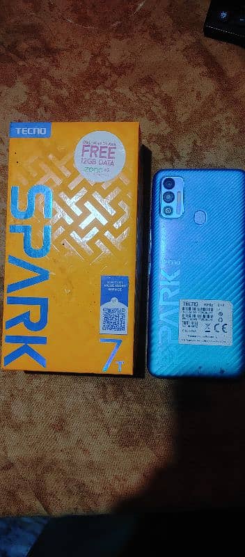 tecno spark 7t 4+64gb with box only 1