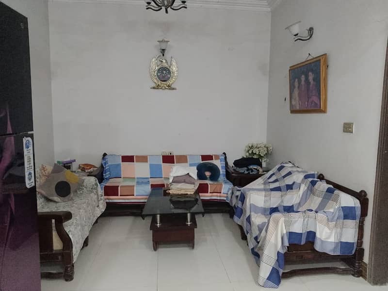 3 Bed Lounge (Leased) 3rd floor with roof Apartment Available for sell in PCSIR Society 0