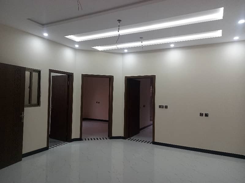 Prime Location House Of 8 Marla Available For sale In Bahria Nasheman - Zinia 8