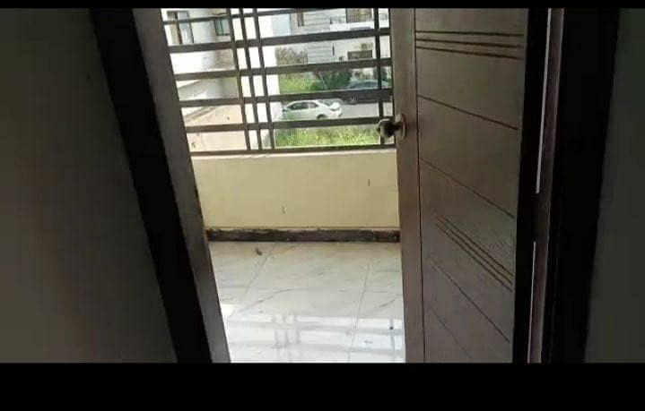 3 Bed Lounge 1050 Sqft Slightly Used Apartment For Sale In Karachi University CHS 5