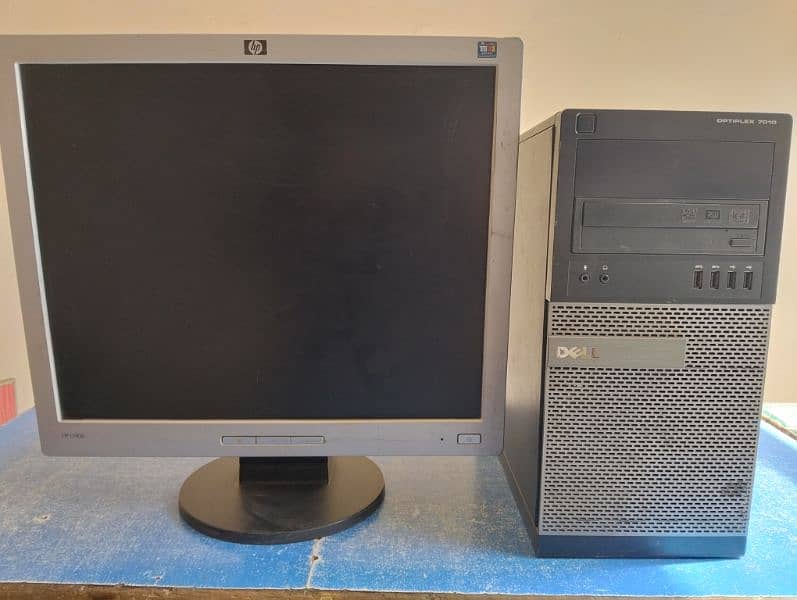 Dell core i5 2nd gen with 20" Hp lcd 0