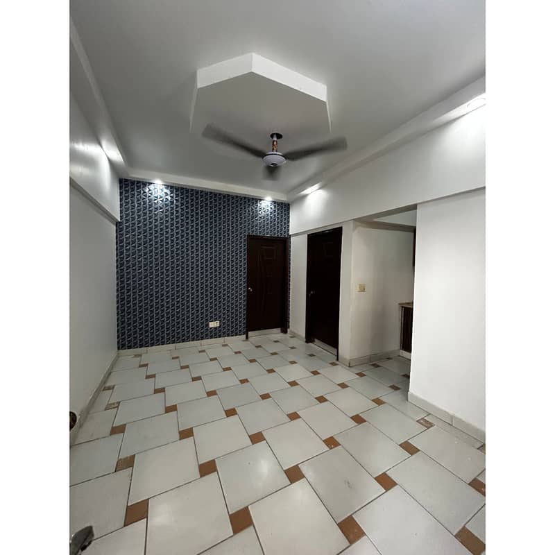 700 Sqft 2 Bed Lounge Leased Road Face Apartment For Sale In Mehran Tower 1