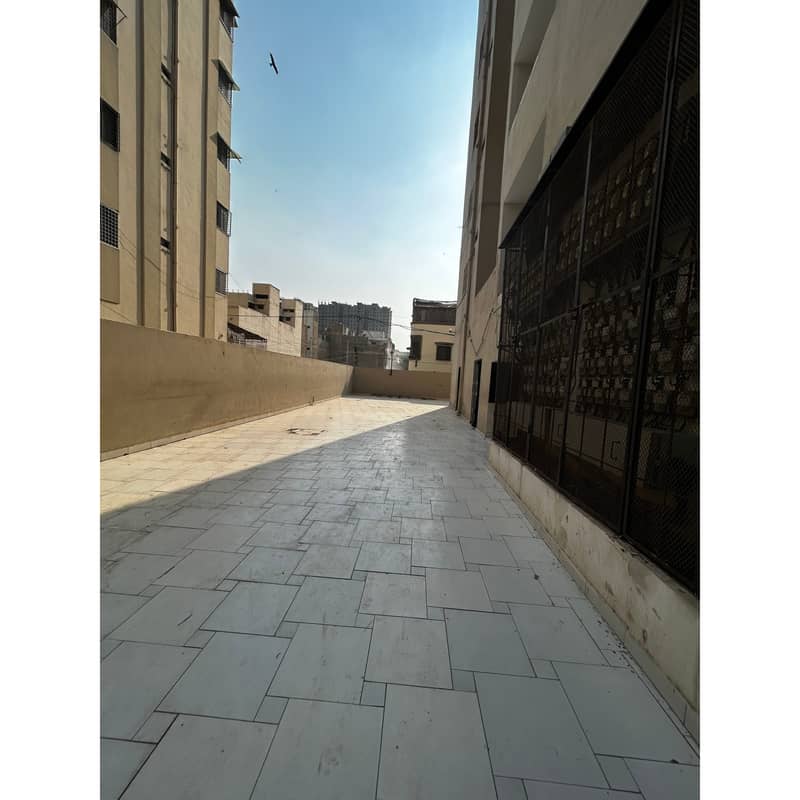 700 Sqft 2 Bed Lounge Leased Road Face Apartment For Sale In Mehran Tower 2