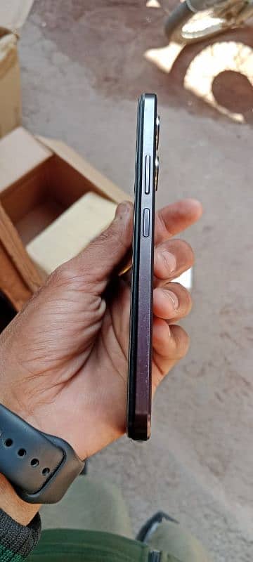 Vivo Y18s 1