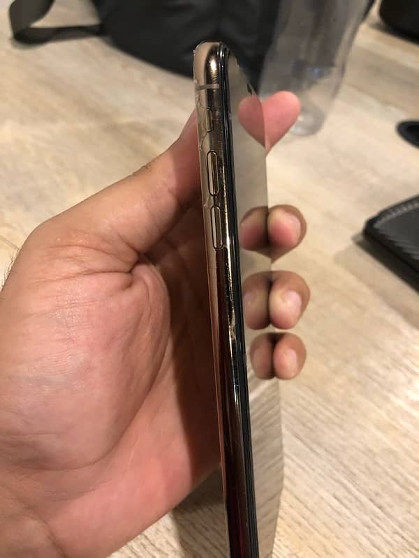 IPhone XS Max 256gb Single PTA 4