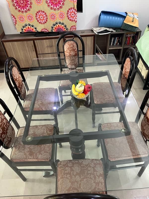 Beautiful Dining Table Set for Sale 0