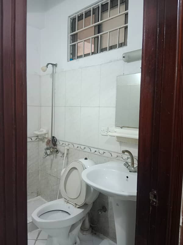 Studio Flat For Rent Near To G-11 Markaz 5