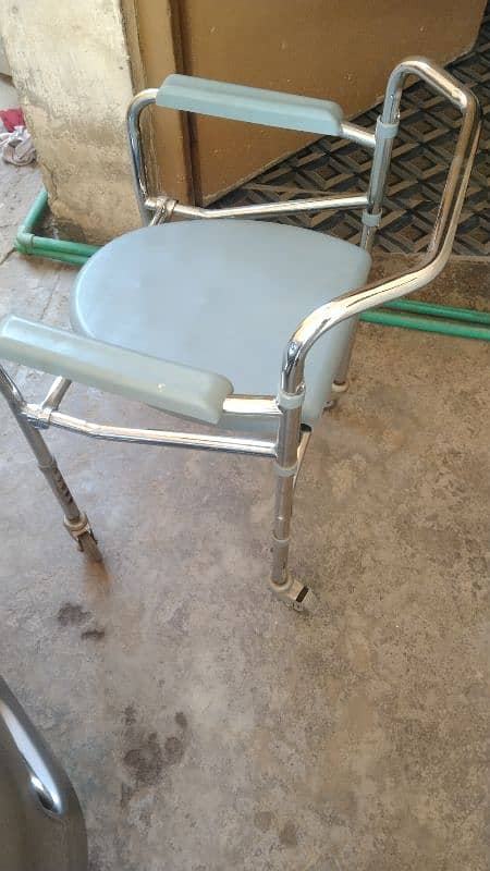 disabled washroom chair for sell full new not use 1