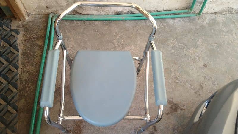 disabled washroom chair for sell full new not use 2