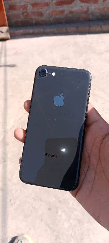 iPhone 8 non PTA 5