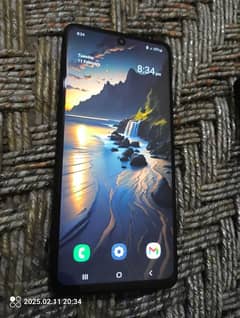 Samsung A51 for sale.