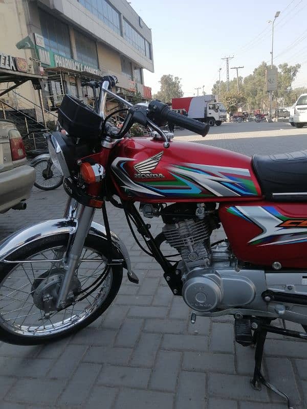 Honda cg 125 model 2023(ISLAMABAD number) 1