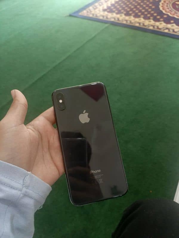 IPHONE XS MAX 256 GB WATER PACK NON PTA 4