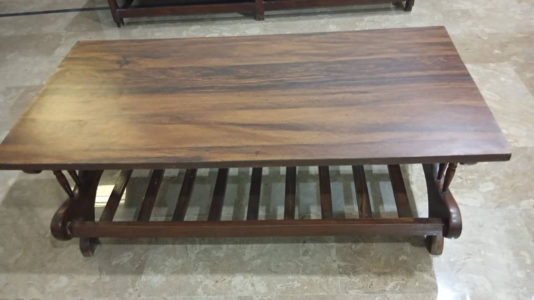 Center Table - just like New 0