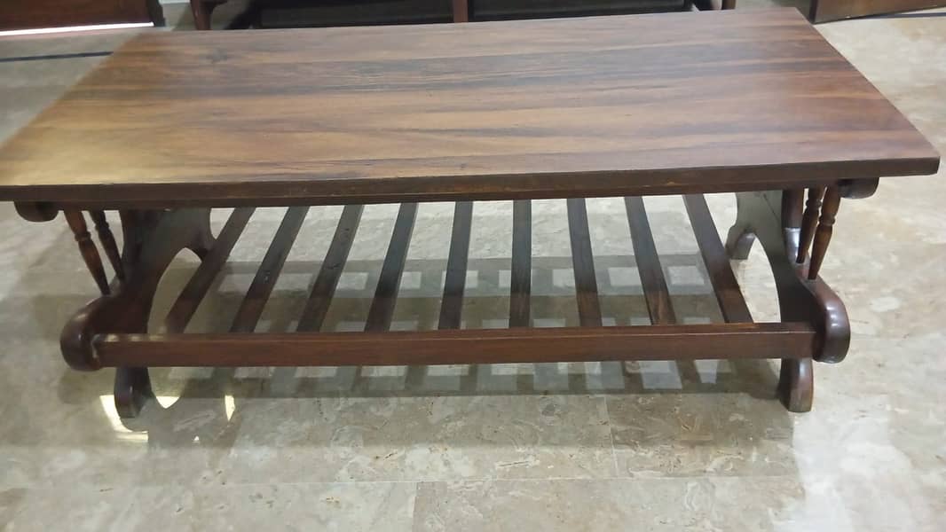 Center Table - just like New 3