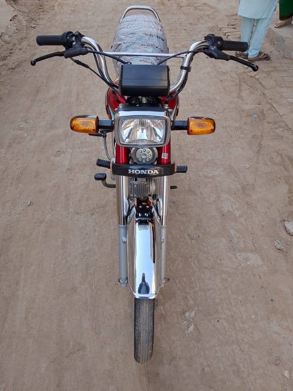 Honda CD 70 motorcycle for sale model 2024 03708340134//03057210160 15