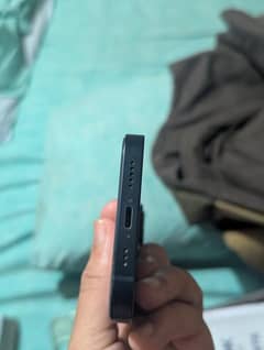 IPHONE 14 J. V NON PTA IN VERY GOOD CONDITION