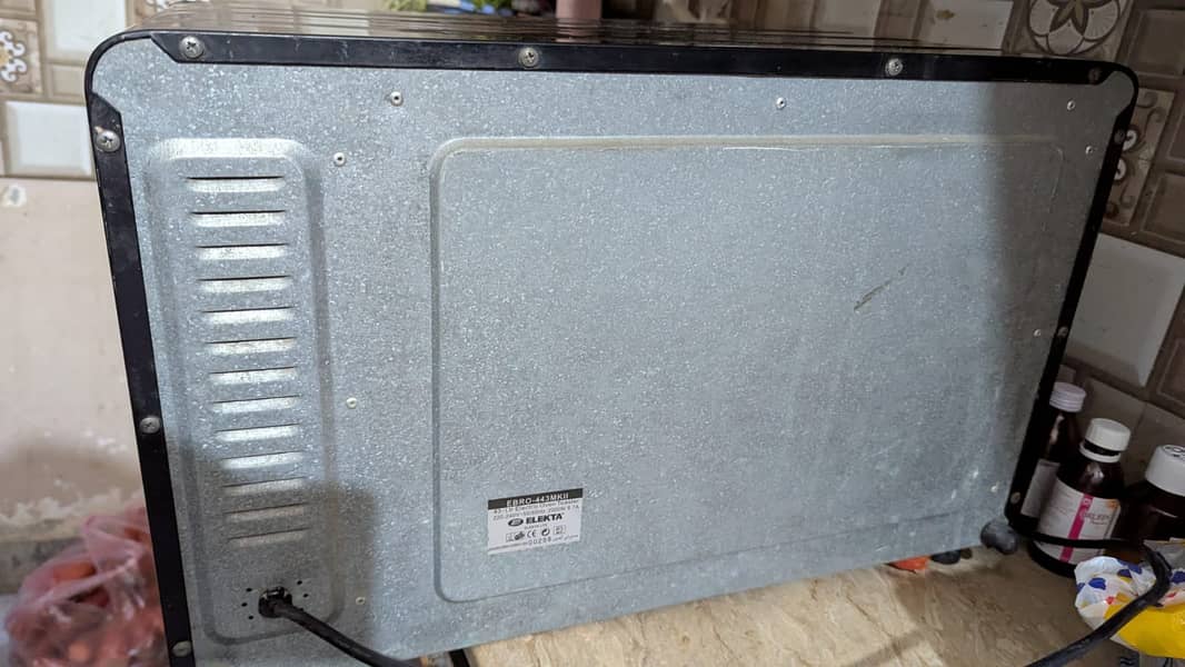 Good Ccondition Elekta 43L Electric Oven Toaster 2