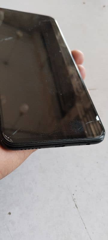 condition 10/ 8 panel crack finger b not working 6