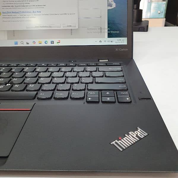 Lenovo Thinkpad X1 Carbon i7 5Th gen, 8gb ram, 256gb ssd, 14 inche FHD 4