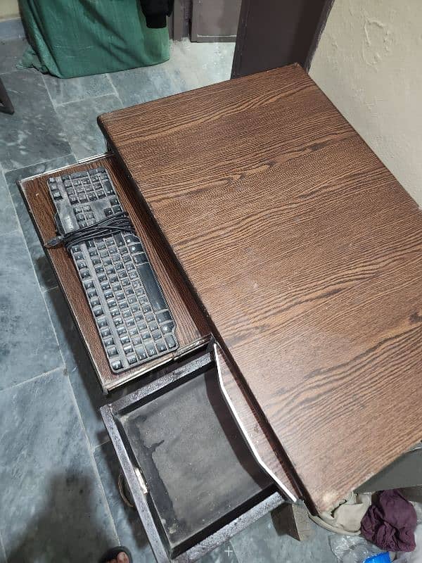 Computer table with chair 2