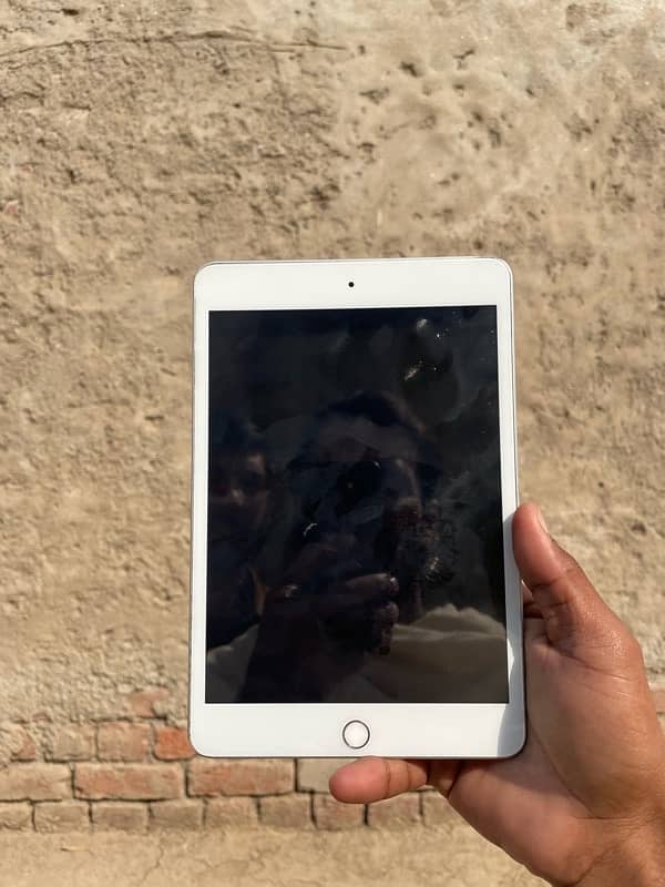 ipad mini 5 64GB 4