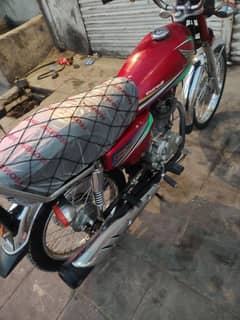 HONDA-125 MODEL 2013 KARACHI NUMBER