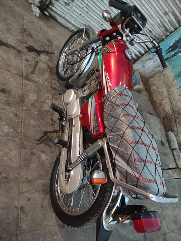 HONDA-125 MODEL 2013 KARACHI NUMBER 1