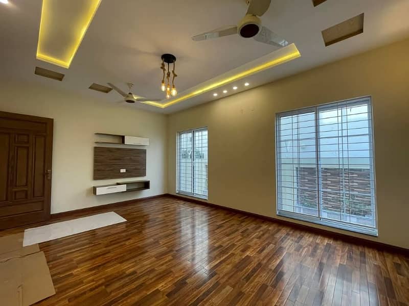 1 Kanal Beautifully Designed Spanish House for Rent in DHA Phase 8 5